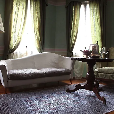 スタッキー ホテル 4*