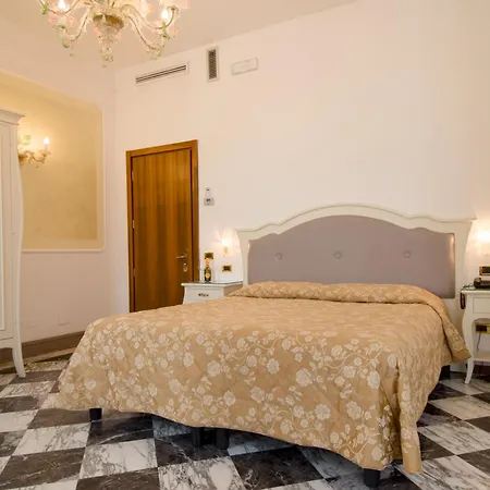 Stucky Hotel 4*