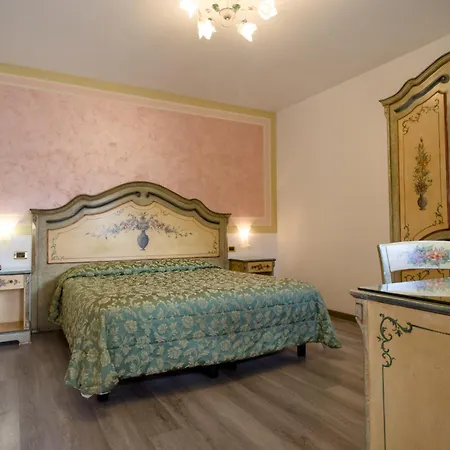 Stucky Hotel