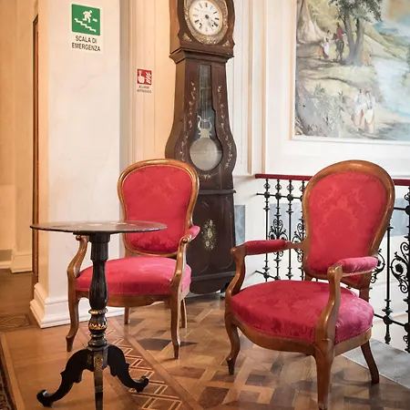 スタッキー ホテル 4*