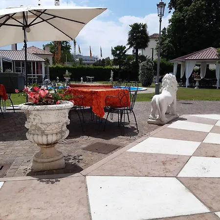 Otel Stucky